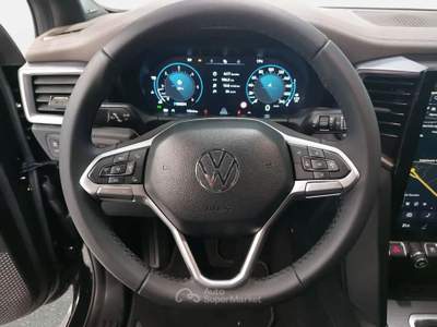Volkswagen Amarok 3.0 V6 TDI 241 CV 4MOTION aut. Doka Aventura Nero usata Monteforte Irpino