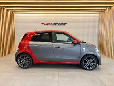 Smart ForFour SMART FORFOUR 1.0 ALLESTIM BRABUS PELLE FULL UNICO PROPRIETARIO Grigio usata Latina