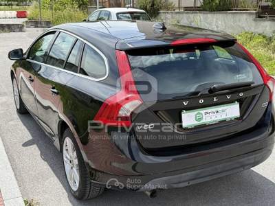 Volvo V60 VOLVO V60 D3 Geartronic Kinetic Nero usata Cuneo