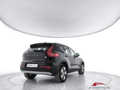 Volvo XC40 T4 Recharge Plug-in Hybrid automatico Essential Nero usata Corciano