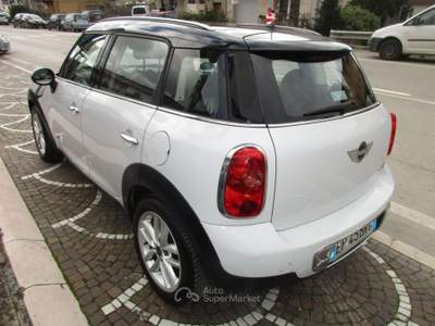 MINI Countryman Mini  R60 1.6 all4 FULL OPTIONAL GARANTITA Bianco usata Ariano Irpino