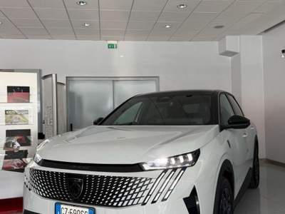 Peugeot 3008 Hybrid 145 e-DCS6 GT Exclusive Bianco usata Castellammare di Stabia