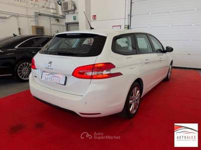 Peugeot 308 308 SW  SW 1.5 NEOPATENTATI Bianco usata Casarsa della Delizia