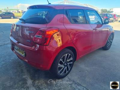 Suzuki Swift 1.2 Hybrid Top Lilla usata Casatisma