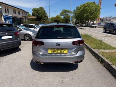 Volkswagen Passat Passat Var. 1.6 TDI DSG Comfortline BMT Grigio usata Mirano