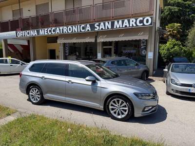 Volkswagen Passat Passat Var. 1.6 TDI DSG Comfortline BMT Grigio usata Mirano