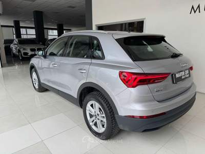 Audi Q3 45 TFSI e S tronic Argento usata Ripalimosani
