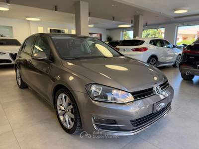 Volkswagen Golf 5p 1.6 tdi Highline 4motion 110cv Grigio usata San Michele Salentino