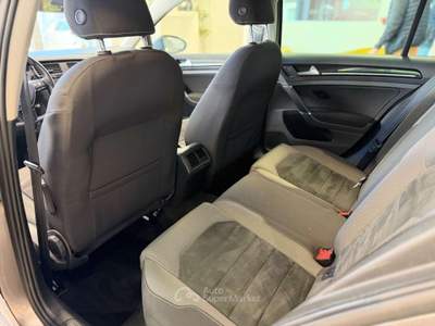 Volkswagen Golf 5p 1.6 tdi Highline 4motion 110cv Grigio usata San Michele Salentino