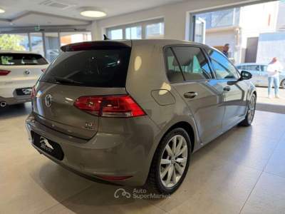 Volkswagen Golf 5p 1.6 tdi Highline 4motion 110cv Grigio usata San Michele Salentino