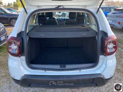Dacia Duster 1.0 TCe GPL 100 CV 4x2 Comfort Bianco usata Latina
