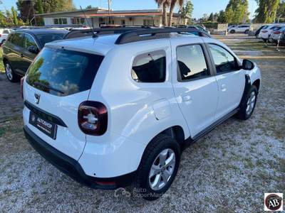 Dacia Duster 1.0 TCe GPL 100 CV 4x2 Comfort Bianco usata Latina