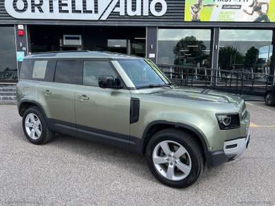 Land Rover Defender Defender 110 3.0D I6 250 CV AWD Auto SE Verde usata Cerea
