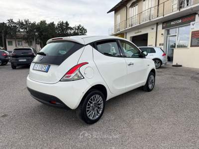 Lancia Ypsilon Ypsilon 0.9 T.Air 85CV 5p. Met.Ec. Gold usata Cervia