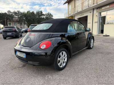 Volkswagen New Beetle New Beetle 1.4 16V Cabrio usata Cervia