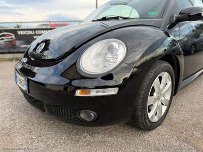 Volkswagen New Beetle New Beetle 1.4 16V Cabrio usata Cervia