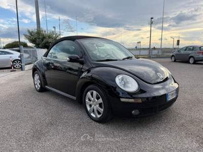 Volkswagen New Beetle New Beetle 1.4 16V Cabrio usata Cervia