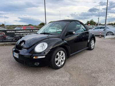 Volkswagen New Beetle New Beetle 1.4 16V Cabrio usata Cervia