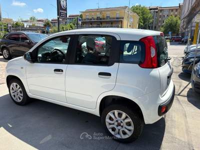 Fiat Panda 0.9 t.air t. natural power Easy 80cv Bianco usata Cento