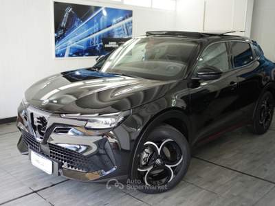 Alfa Romeo Junior 1.2 136 CV Hybrid eDCT6 Speciale + Tetto apribile Nero usata Pozzuoli
