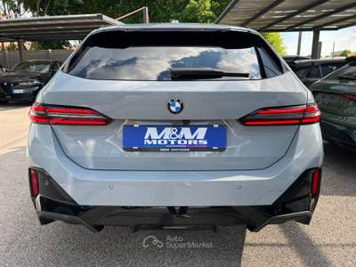 BMW Serie 5 530d Futura d Touring 48V xdrive MSport auto Grigio usata Martellago