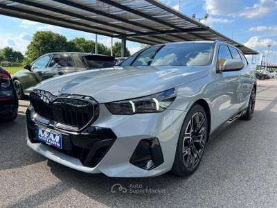 BMW Serie 5 530d Futura d Touring 48V xdrive MSport auto Grigio usata Martellago