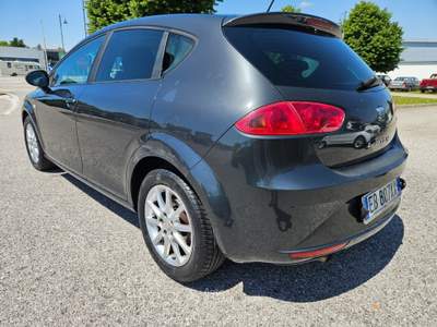 Seat Leon Leon 1.6 tdi cr Sport Grigio usata San Stino di Livenza