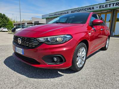 Fiat Tipo Tipo 5p 1.6 mjt Lounge s&amp;s 120cv Rosso usata San Stino di Livenza