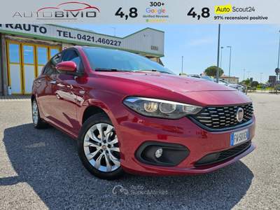 Fiat Tipo Tipo 5p 1.6 mjt Lounge s&amp;s 120cv Rosso usata San Stino di Livenza