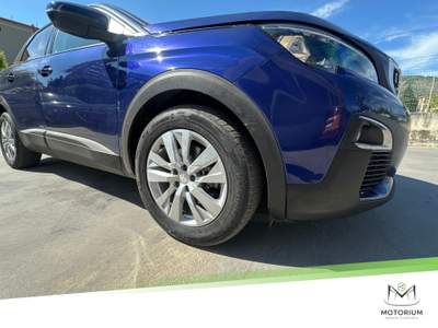Peugeot 3008 3008 1.5 bluehdi Allure s&amp;s 130cv usata Santa Maria a Vico