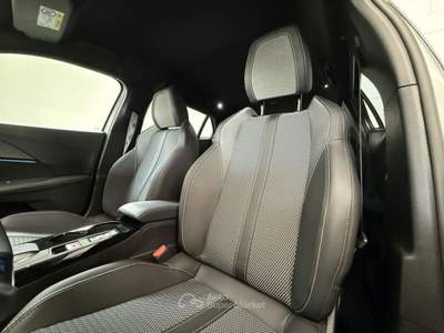 Peugeot 2008 Hybrid 145 e-DCS6 GT (KM 0) Grigio usata Scarmagno