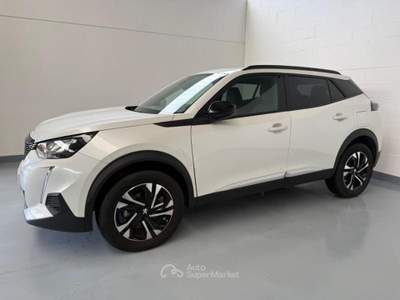 Peugeot 2008 2008 1.2 puretech Allure Pack s&amp;s 130cv Bianco usata Scarmagno