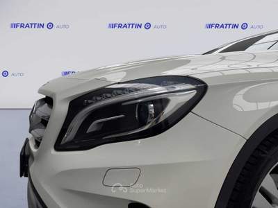 Mercedes-Benz GLA Gla 200 D Automatic Sport Bianco usata Cassola
