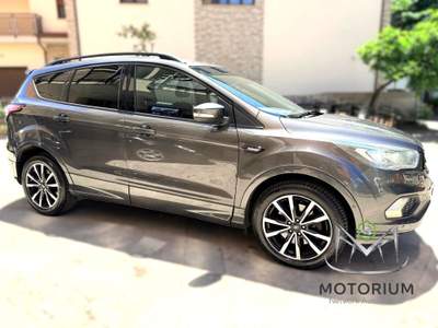 Ford Kuga 1.5 tdci ST-Line s&amp;s 2wd 120cv Grigio usata Rende