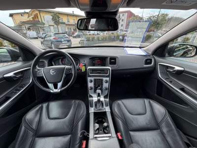 Volvo V60 D2 120CV Ocean Race Nero usata San Donà di Piave