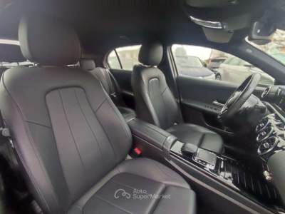 Mercedes-Benz Classe A d Automatic Premium 116cv Beige usata San Donà di Piave