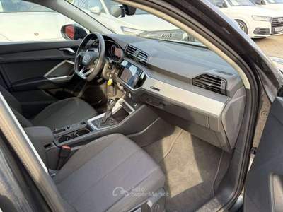 Audi Q3 Sportback 45 1.4 tfsi e Identity black S-line S-tronic camera 2021 Grigio usata Monte Compatri