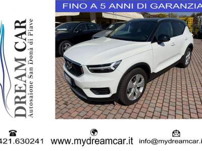 Volvo XC40 D3 150CV Geartronic Momentum Bianco usata San Donà di Piave