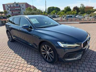 Volvo V60 B4 (d) 197CV Geartronic Momentum Business Pro Blu/Azzurro usata San Donà di Piave