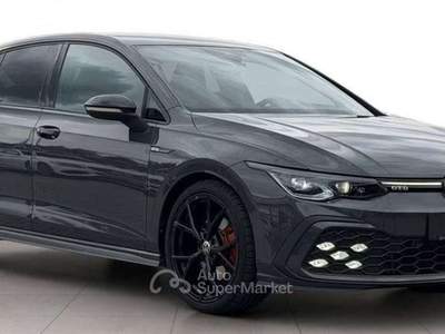 Volkswagen Golf Dsg 200cv 2024 camera Head up 19" vari colori Grigio usata Monte Compatri