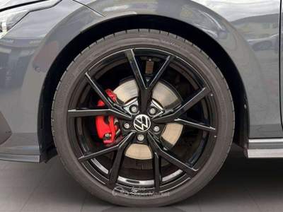 Volkswagen Golf Dsg 200cv 2024 camera Head up 19" vari colori Grigio usata Monte Compatri