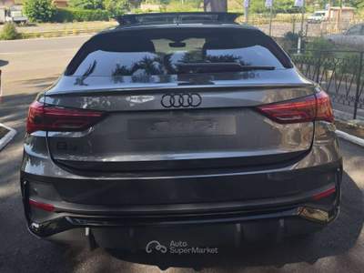 Audi Q3 Q3 35 1.5 tfsi Identity Black s-tronic 150Cv S Line S Tronic Tetto Apribile/Cerchi 20''/Kamera 360/Pronta Consegna Grigio usata Monte Compatri