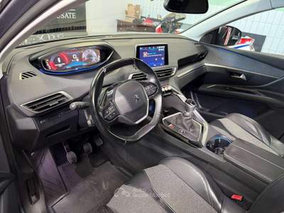 Peugeot 3008 3008 II 2018 1.6 bluehdi Allure s Grigio usata Eboli