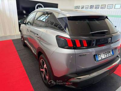 Peugeot 3008 3008 II 2018 1.6 bluehdi Allure s Grigio usata Eboli