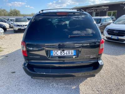 Chrysler Voyager / Grand Voyager Voyager 2.5 CRD cat LX Leather Nero usata Corato