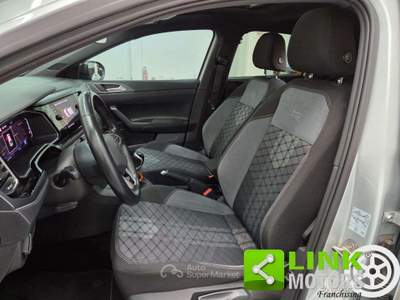 Volkswagen Taigo 1.0 TSI 110 CV R-Line NEOPATENTATI GARANZIA Grigio usata Seregno