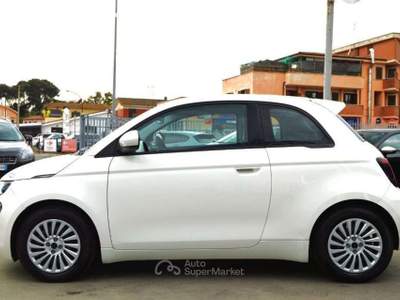 Fiat 500e 3+1 42 kWh Bianco usata Ardea