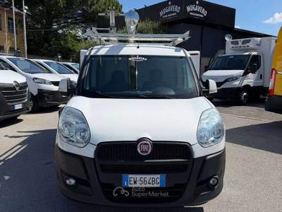 Fiat Doblò 1.6mjt 105cv OFFICINA MOBILE Bianco usata Salerno