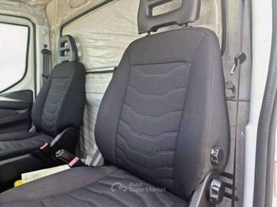 Iveco Daily 60C17 3.0hpi FURGONATO CON SPONDA Bianco usata Salerno