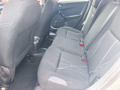 Peugeot 208 5p. GPL Allure Bianco usata BEINASCO